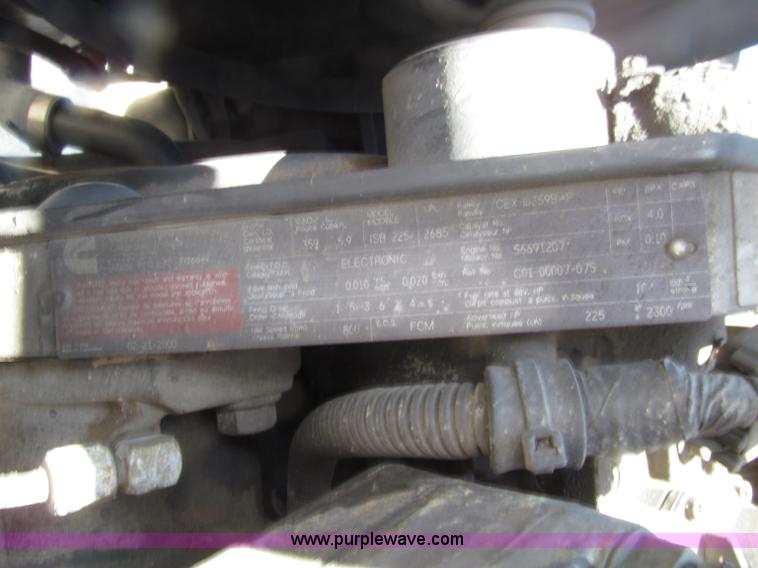 image for item D7450 2001 Freightliner FS65 Thomas school bus