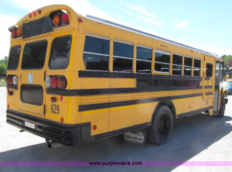 image for item D7453 1999 International 3800 school bus