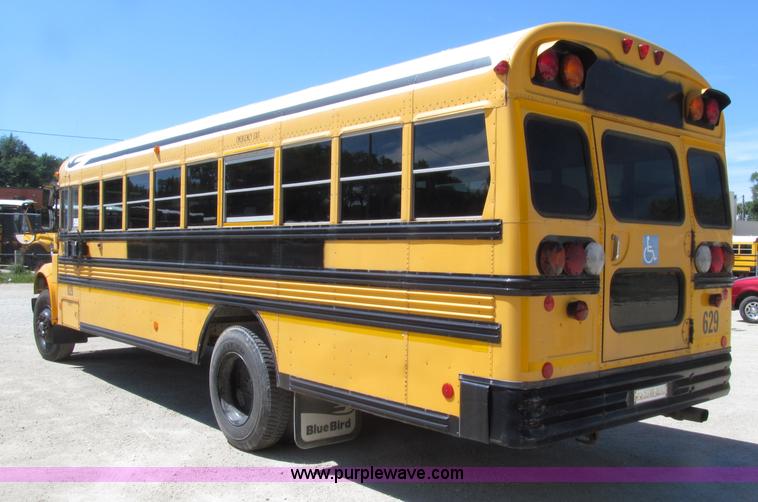 image for item D7453 1999 International 3800 school bus