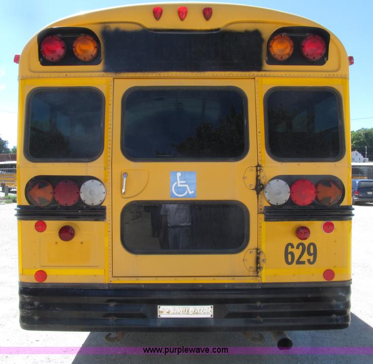 image for item D7453 1999 International 3800 school bus