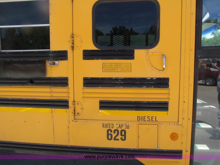 image for item D7453 1999 International 3800 school bus