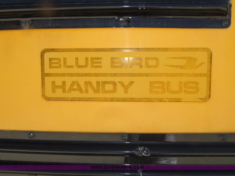 image for item D7453 1999 International 3800 school bus