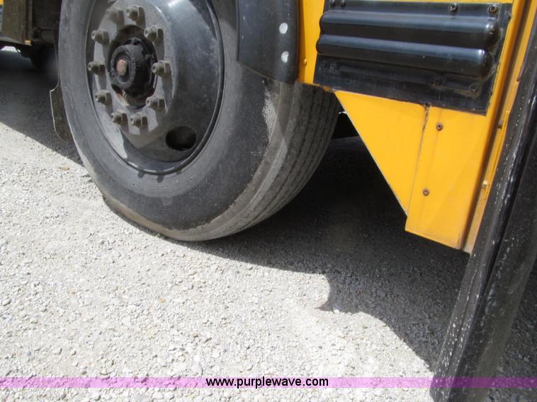 image for item D7455 2001 Thomas school bus