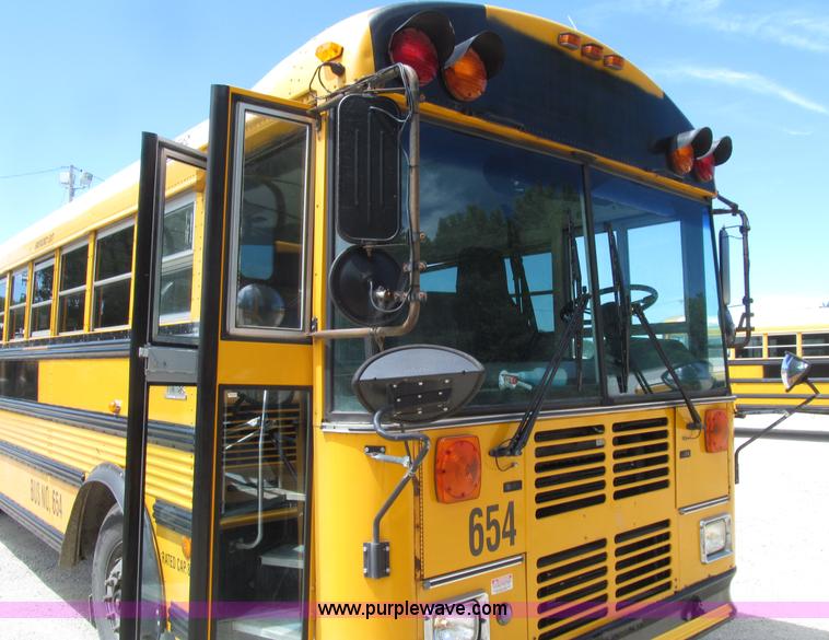 image for item D7455 2001 Thomas school bus
