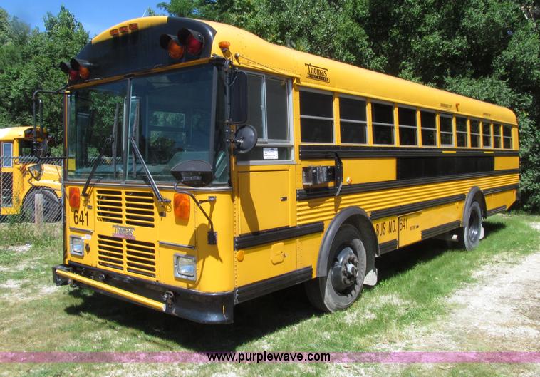 image for item D7456 2001 Thomas school bus