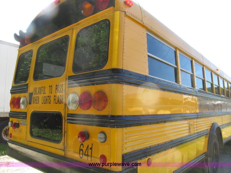 image for item D7456 2001 Thomas school bus