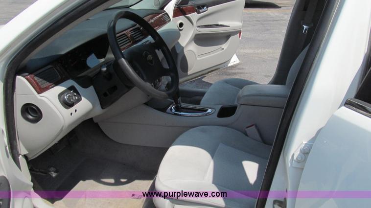 image for item G2078 2008 Chevrolet Impala LS