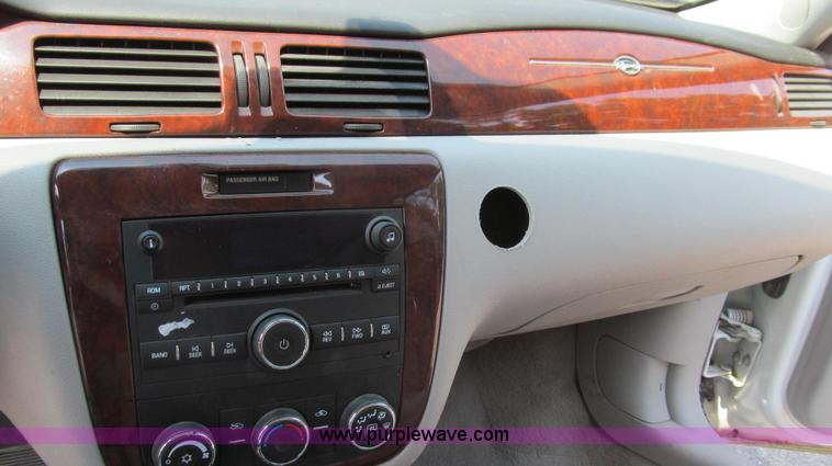 image for item G2078 2008 Chevrolet Impala LS