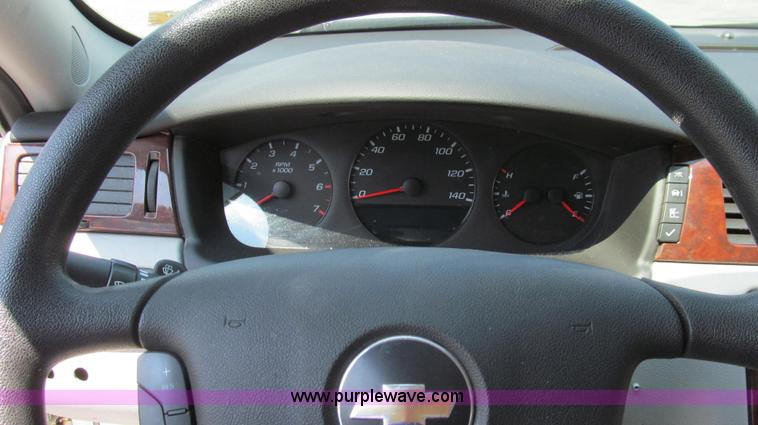 image for item G2078 2008 Chevrolet Impala LS
