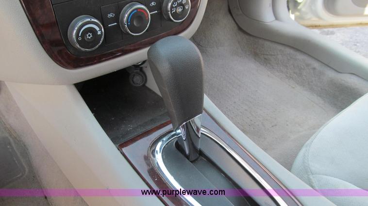 image for item G2078 2008 Chevrolet Impala LS