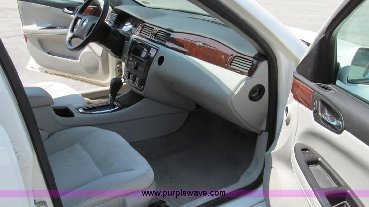 image for item G2078 2008 Chevrolet Impala LS