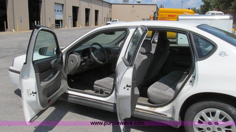 image for item G2082 2001 Chevrolet Impala
