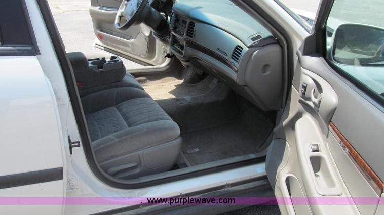 image for item G2082 2001 Chevrolet Impala