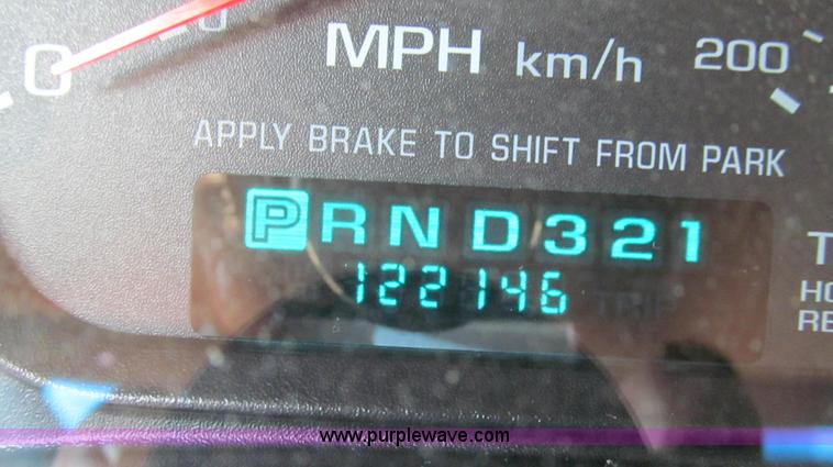 image for item G2082 2001 Chevrolet Impala