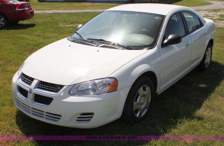 image for item G4118 2006 Dodge Stratus SXT