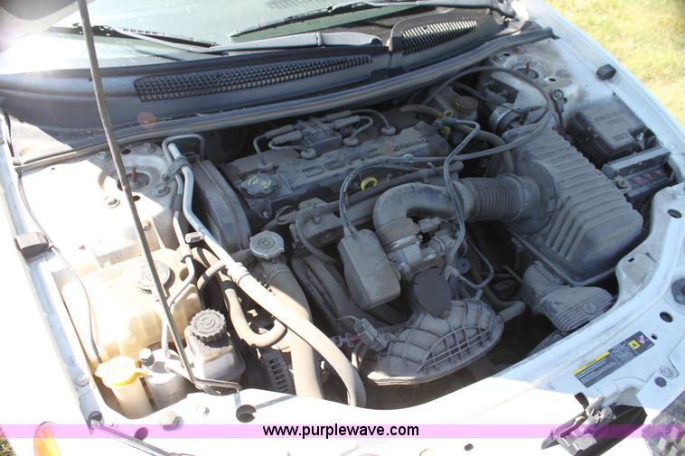 image for item G4118 2006 Dodge Stratus SXT