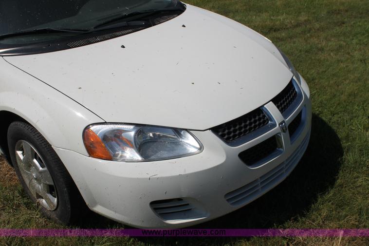 image for item G4118 2006 Dodge Stratus SXT