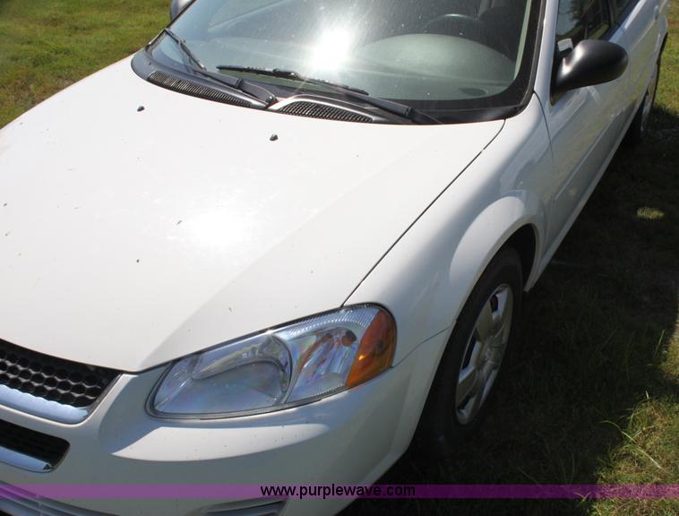 image for item G4118 2006 Dodge Stratus SXT