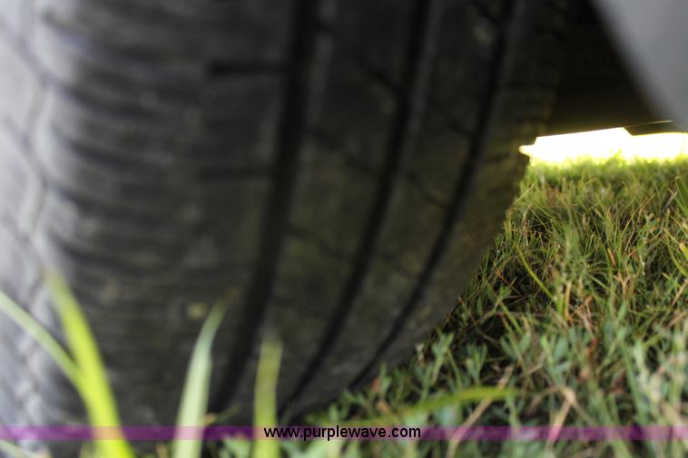 image for item G4118 2006 Dodge Stratus SXT