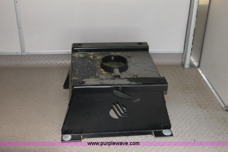 image for item G4119 2010 Ford Econoline E450 ambulance