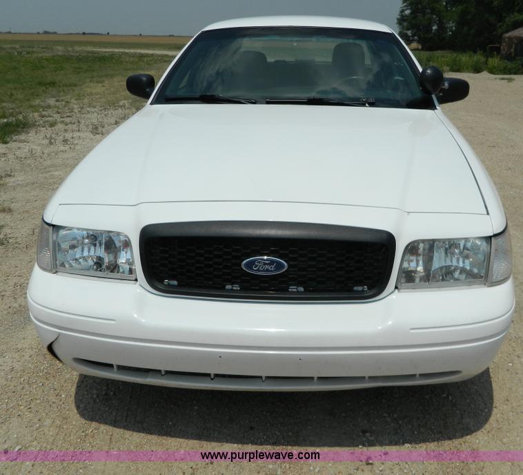 image for item G7923 2009 Ford Crown Victoria Police Interceptor