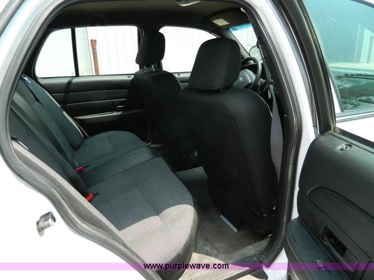 image for item G7923 2009 Ford Crown Victoria Police Interceptor
