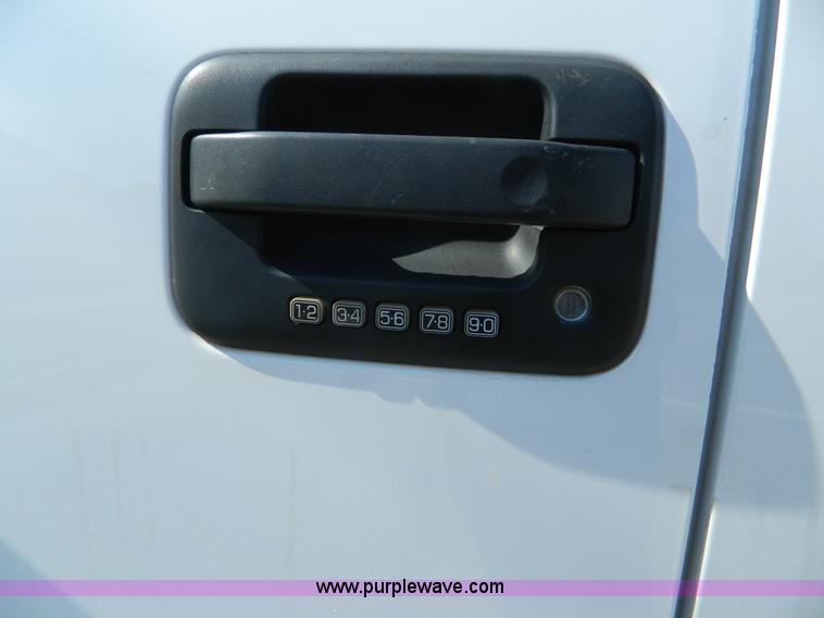 image for item G7965 2009 Ford F150 SuperCrew pickup truck