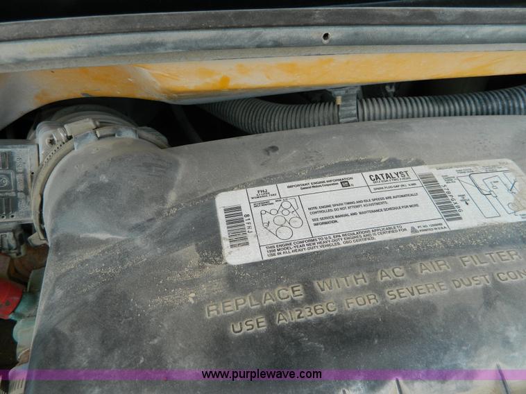 image for item G7975 1998 Chevrolet G3500 bus