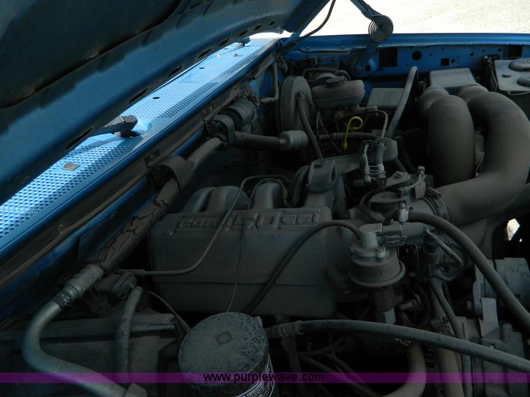 image for item G7981 1992 Ford F150 XLT SuperCab pickup truck