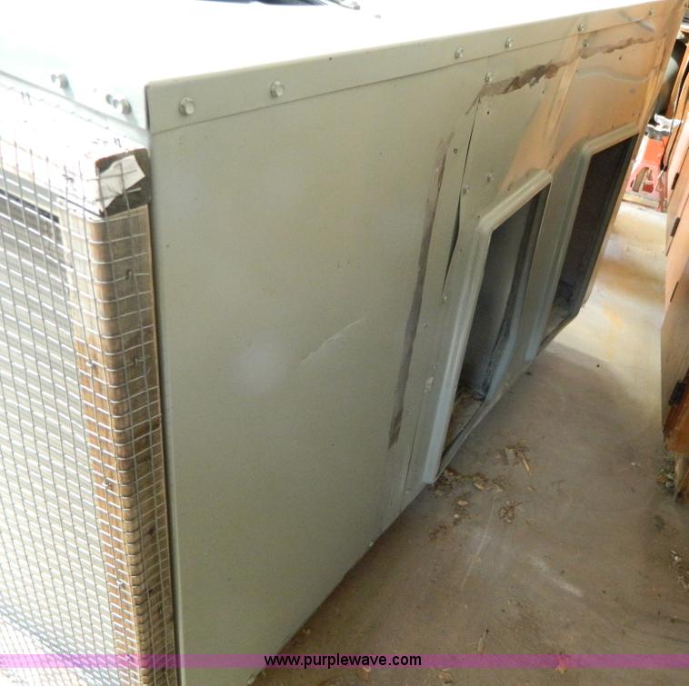 image for item G7982 2003 Trane AC and heat unit