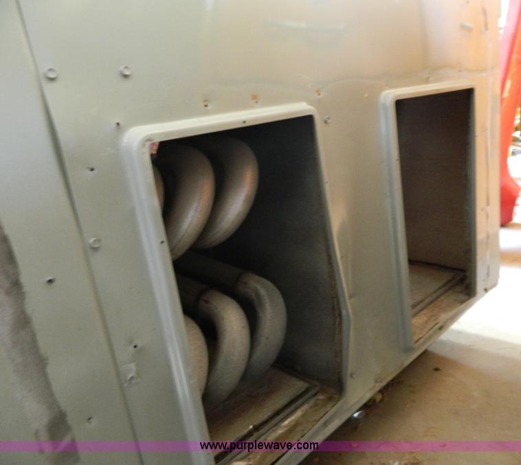 image for item G7982 2003 Trane AC and heat unit