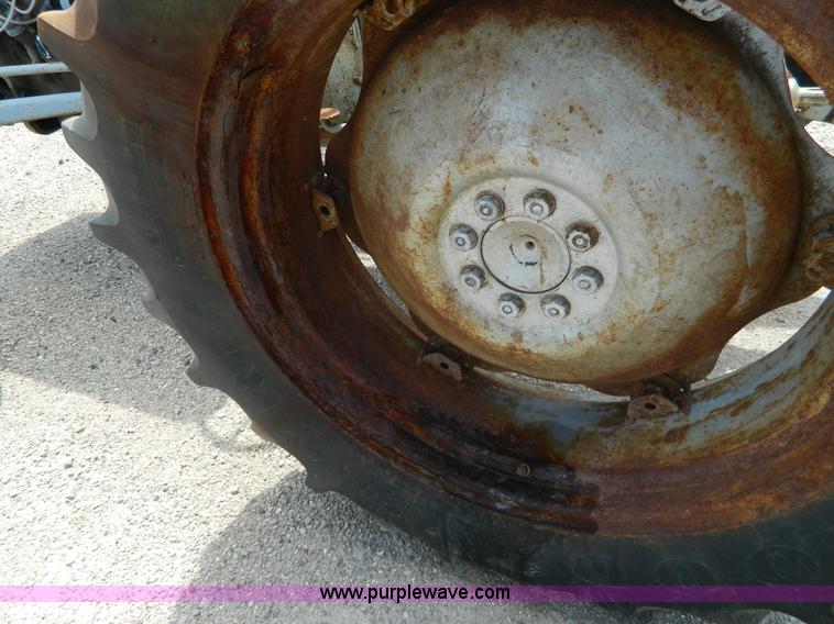 image for item G7983 Massey Fergusen tractor