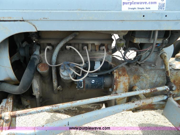 image for item G7983 Massey Fergusen tractor