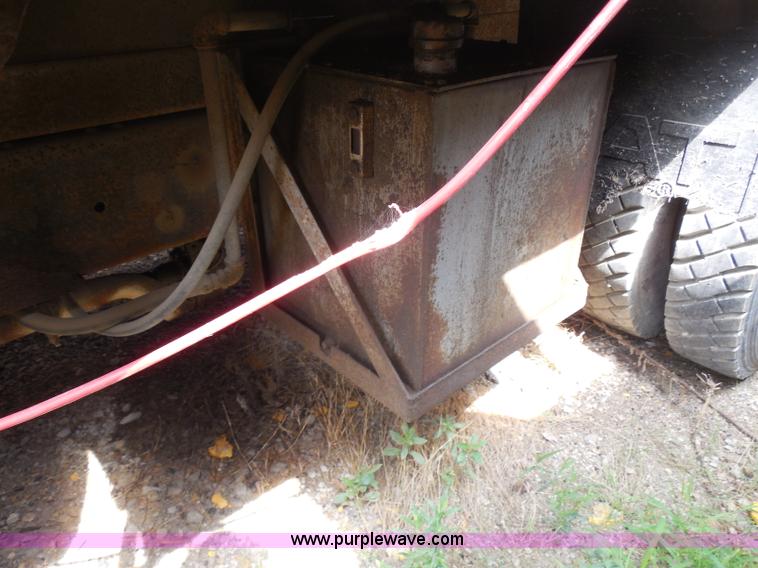 image for item H3203 1975 Chevrolet C60 dump truck