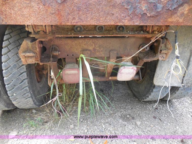 image for item H3203 1975 Chevrolet C60 dump truck