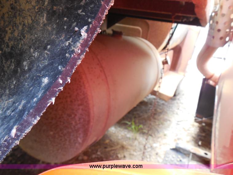 image for item H3203 1975 Chevrolet C60 dump truck