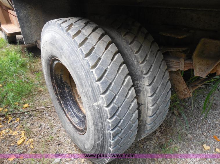 image for item H3203 1975 Chevrolet C60 dump truck