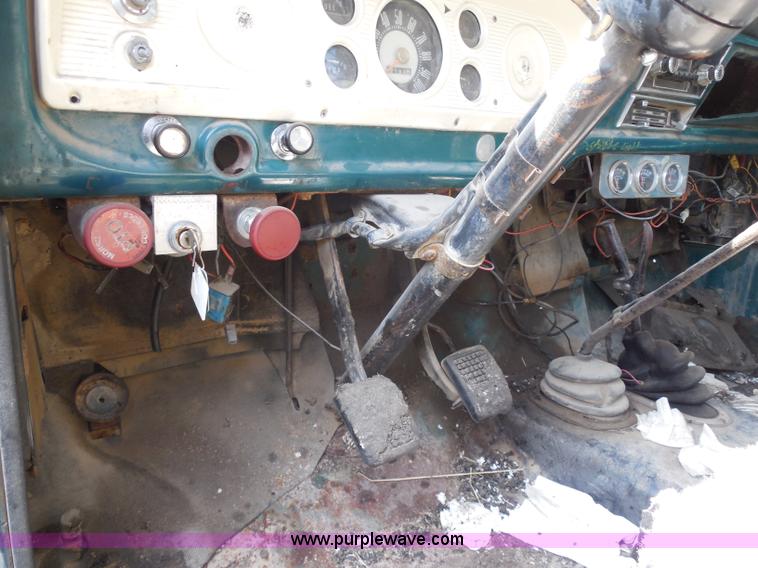 image for item H3204 1968 Ford 600 dump truck