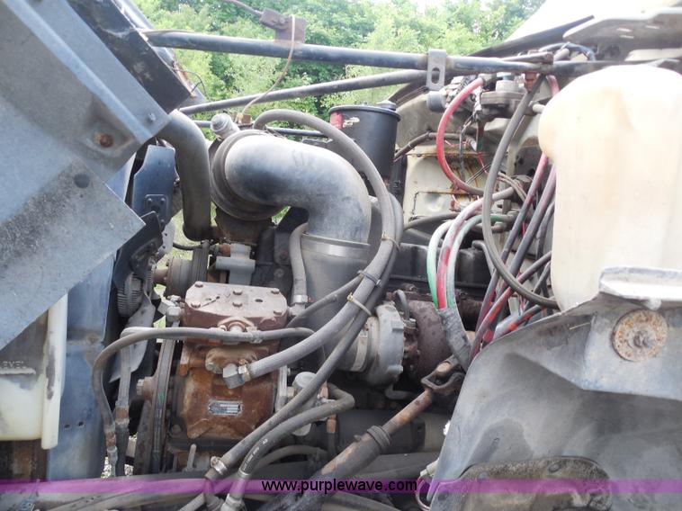 image for item H6560 1989 Ford F800 dump truck