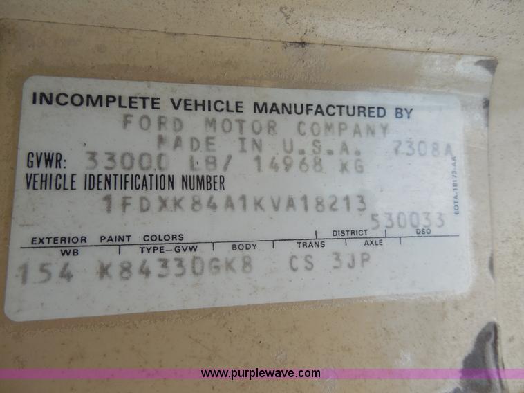 image for item H6560 1989 Ford F800 dump truck