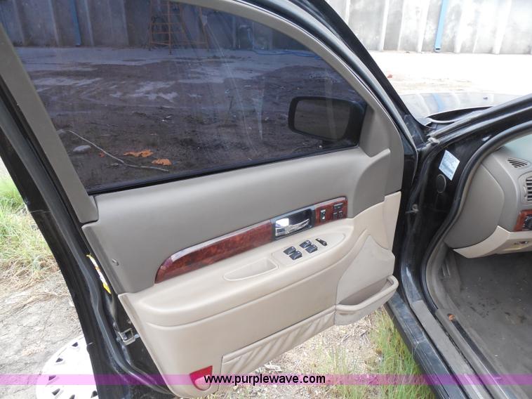 image for item H6563 2002 Lincoln LS