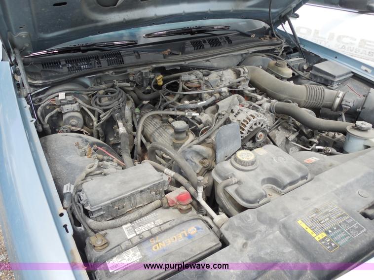 image for item H6564 2003 Ford Crown Victoria Police Interceptor