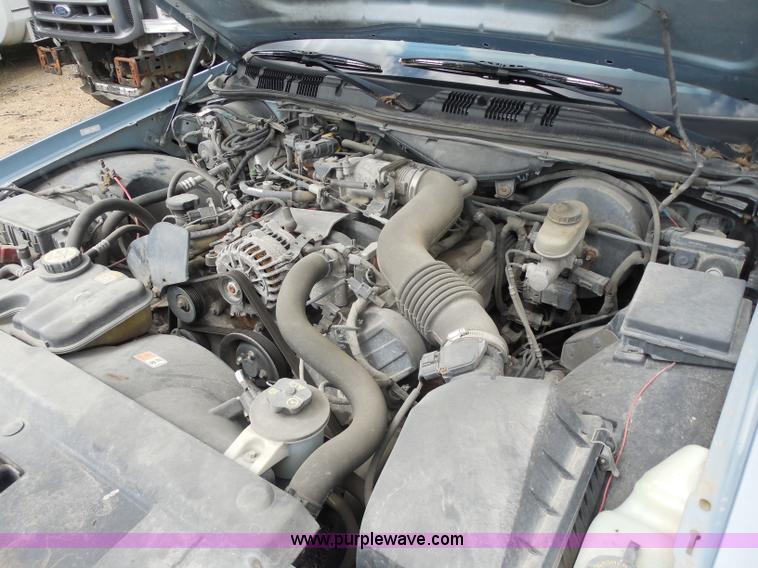 image for item H6564 2003 Ford Crown Victoria Police Interceptor
