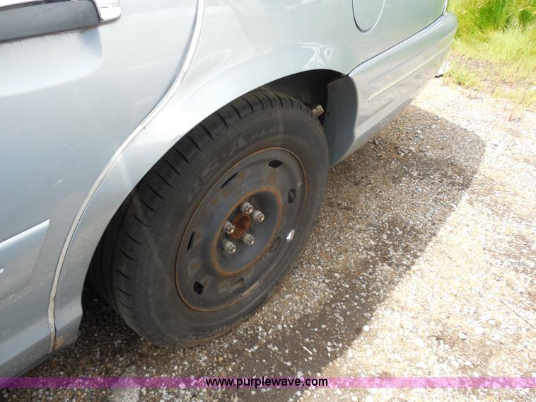 image for item H6564 2003 Ford Crown Victoria Police Interceptor