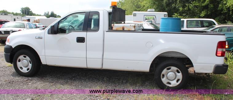 image for item H6573 2005 Ford F150 pickup truck