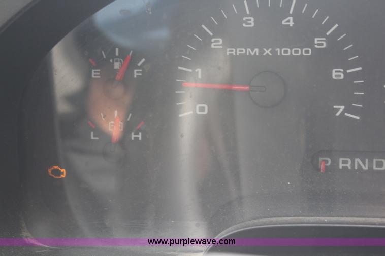 image for item H6573 2005 Ford F150 pickup truck