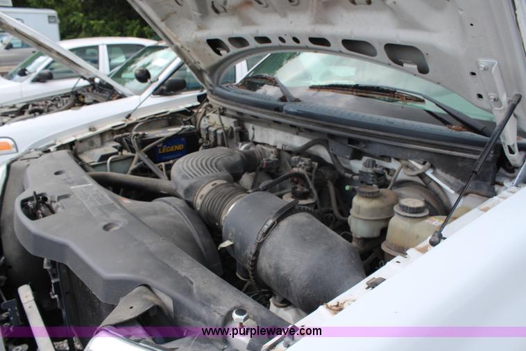 image for item H6573 2005 Ford F150 pickup truck