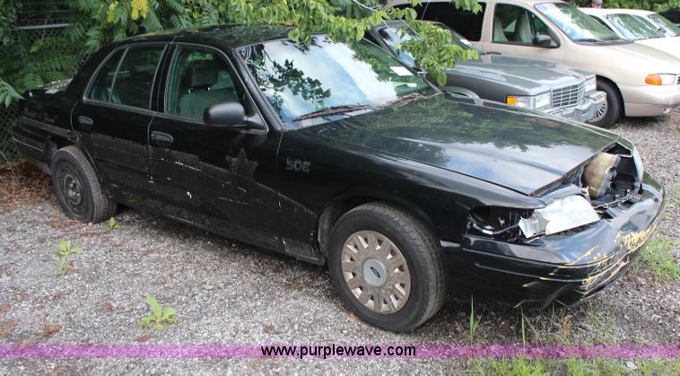 image for item H6575 2005 Ford Crown Victoria Police Interceptor