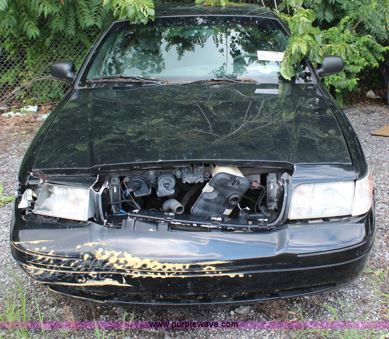 image for item H6575 2005 Ford Crown Victoria Police Interceptor