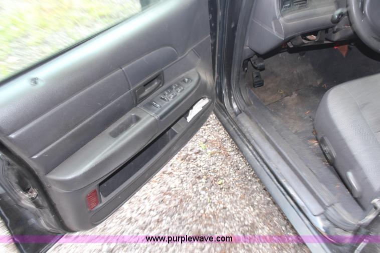 image for item H6575 2005 Ford Crown Victoria Police Interceptor